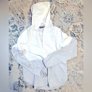 Women’s Under Armour jacket M